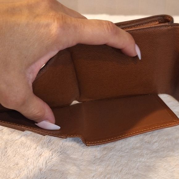 EUC Louis Vuitton Porte Monnaie Bier Cartes Double Flap - Picture 9 of 15